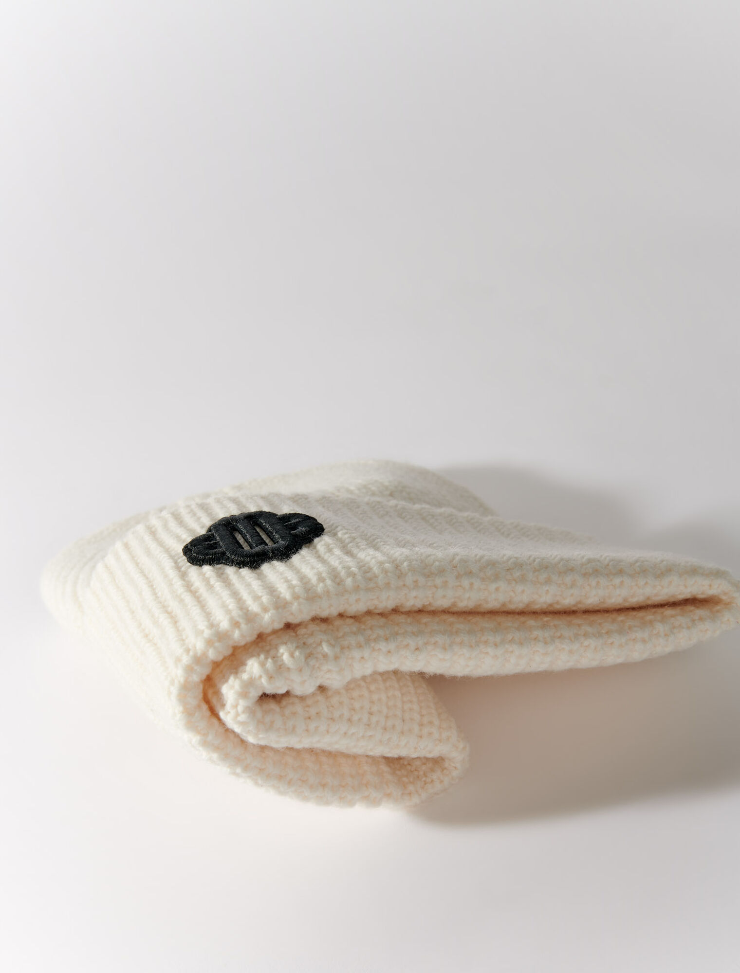 Rib-knit bonnet in wool blend