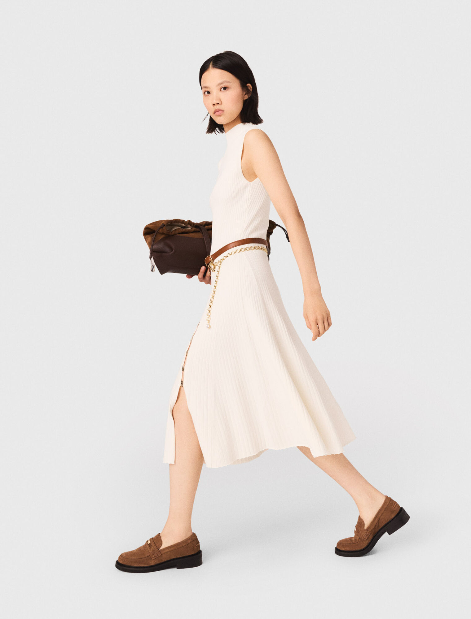 Ribbed dress with side slit