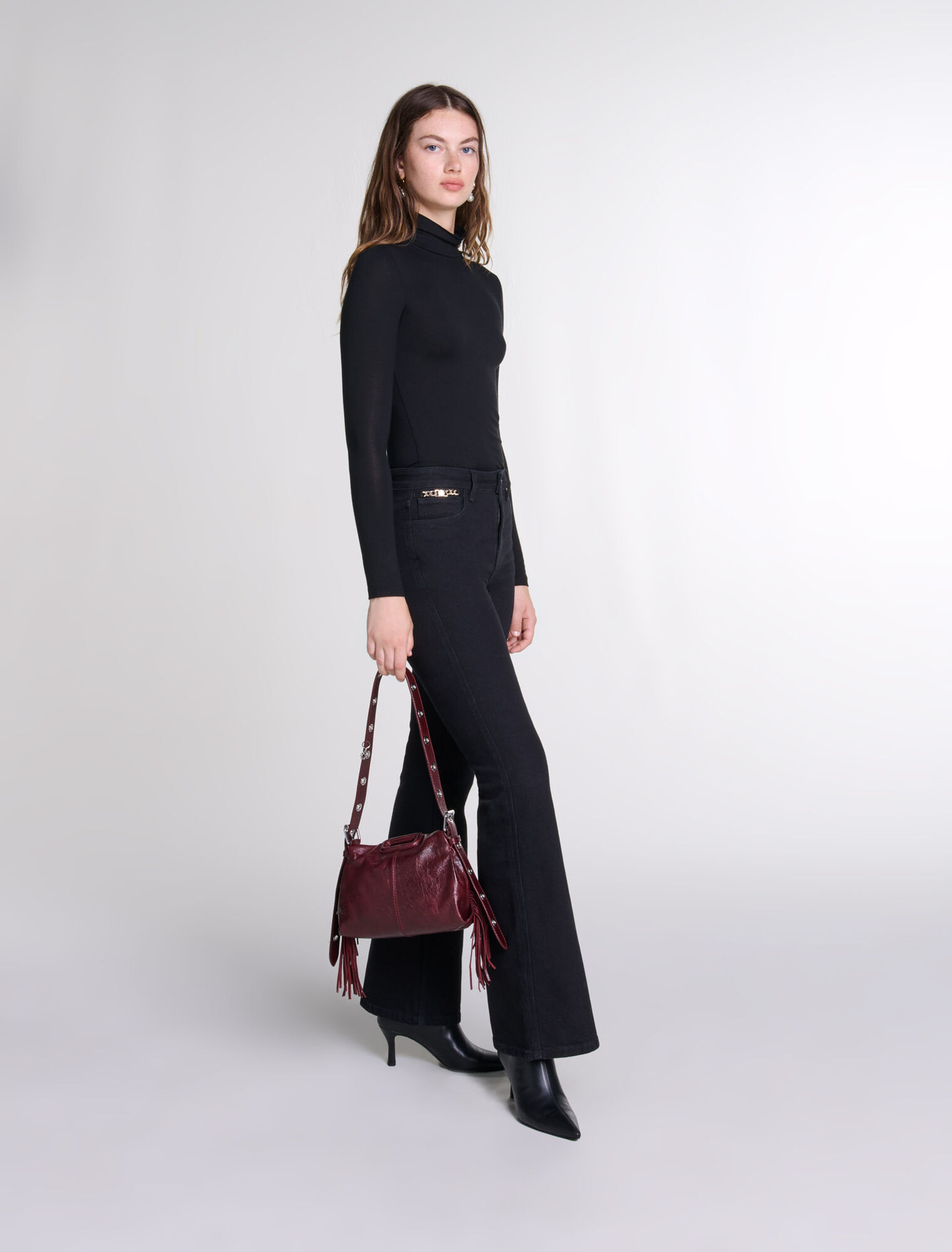 Long-sleeved top