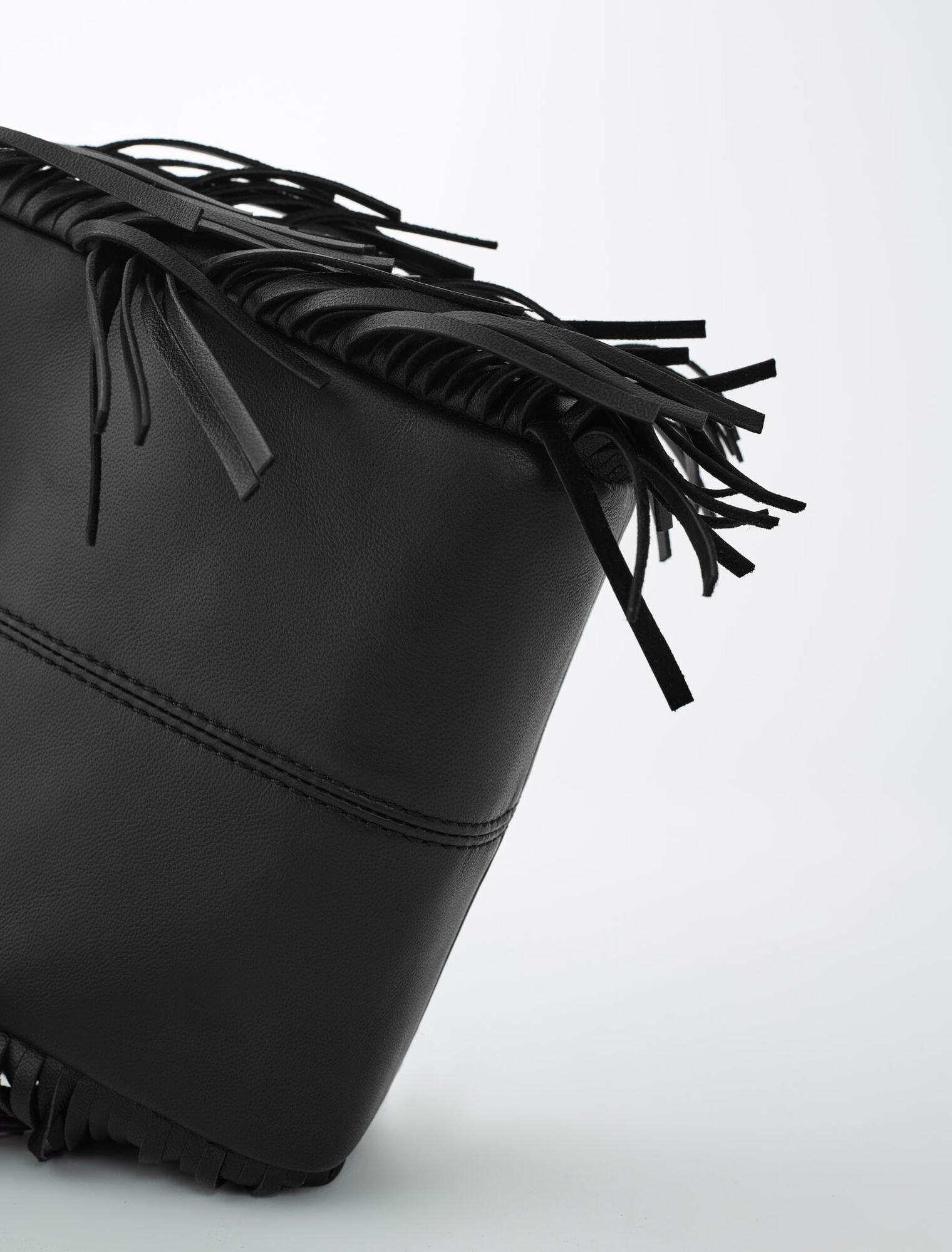 Leather bag with chain strap