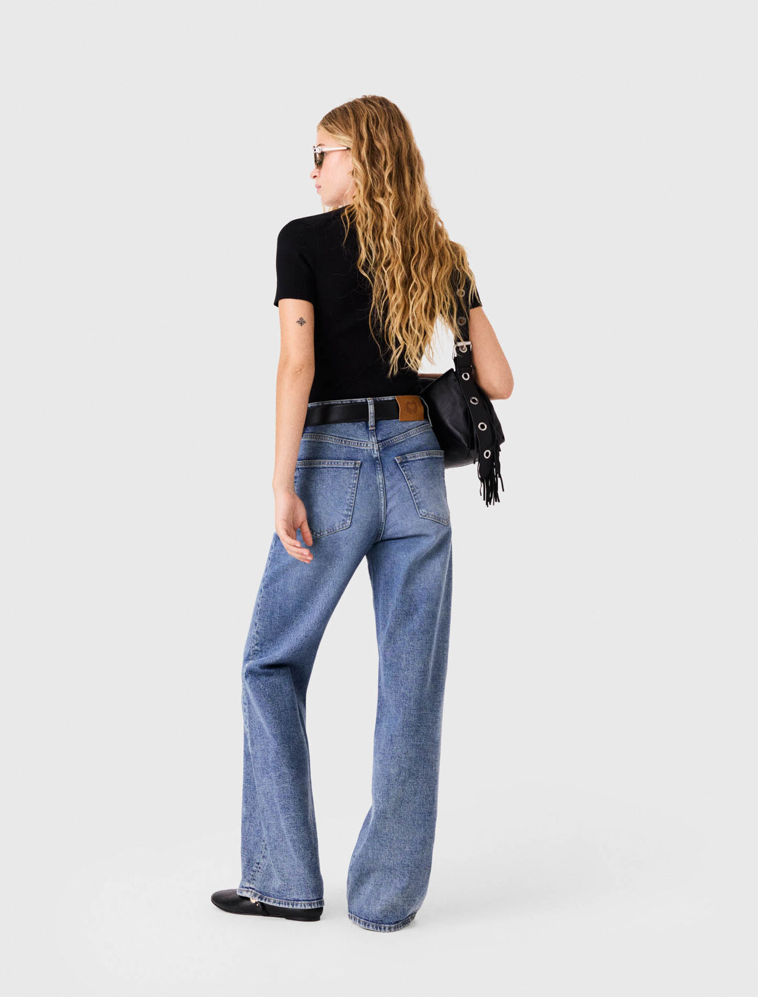 Square-neck ribbed jumper