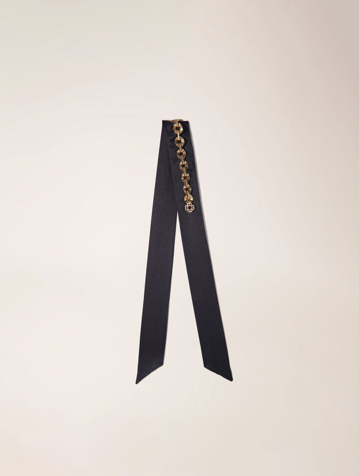 Twill with chain