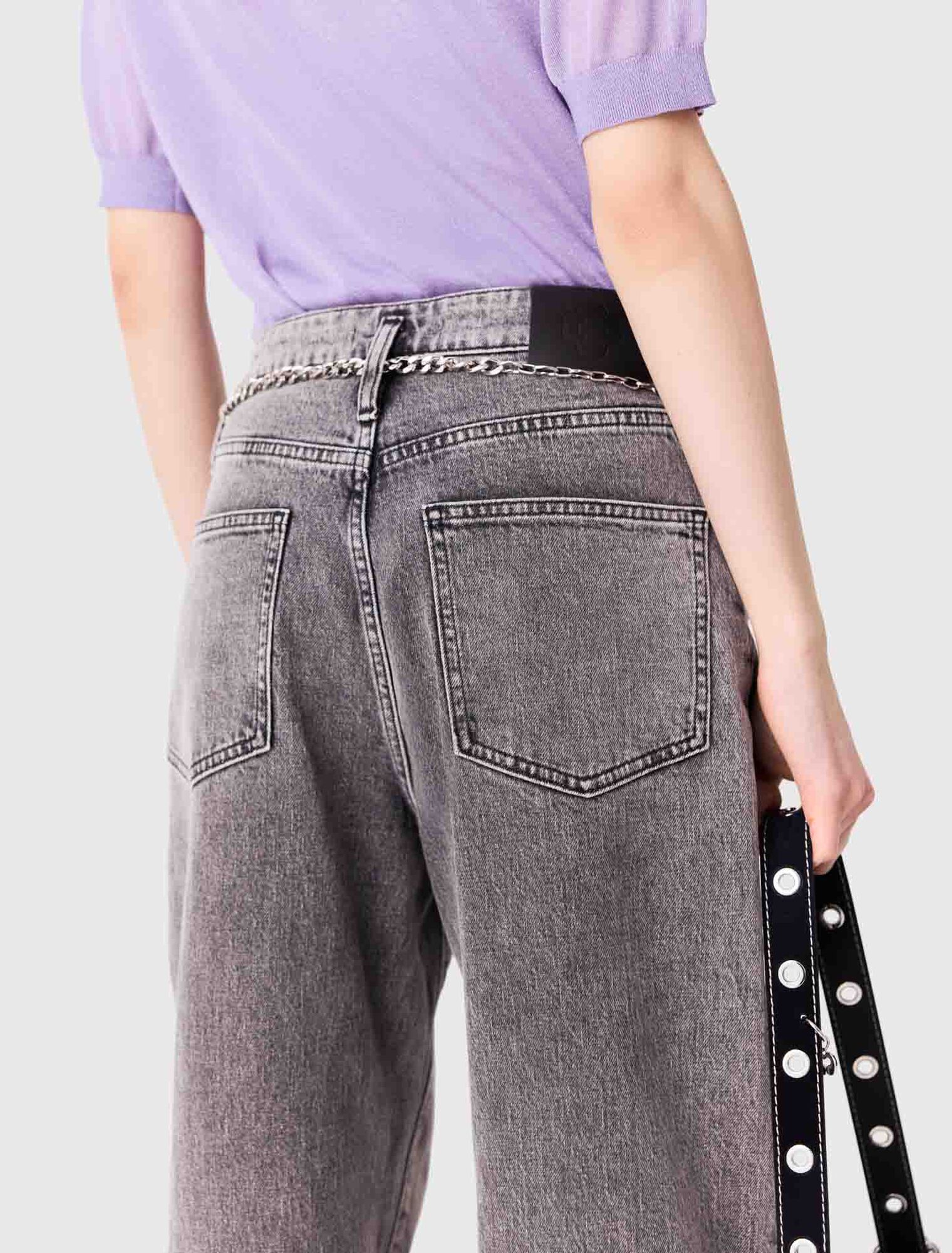 Wide-leg jeans with chain-link belt