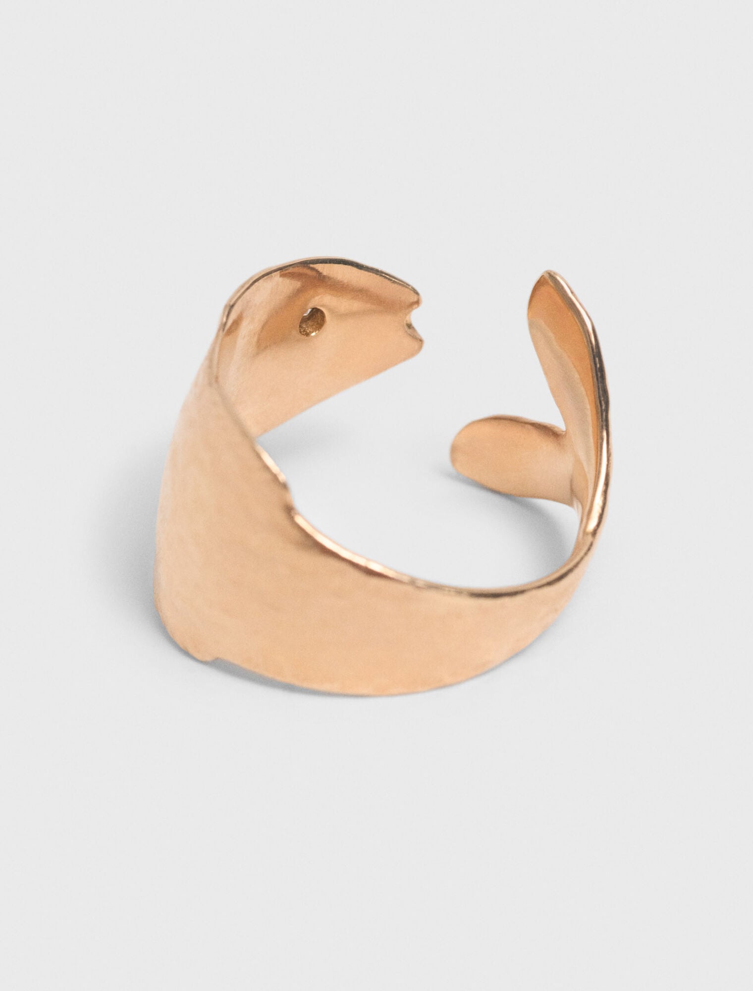 Fish rhinestone ring