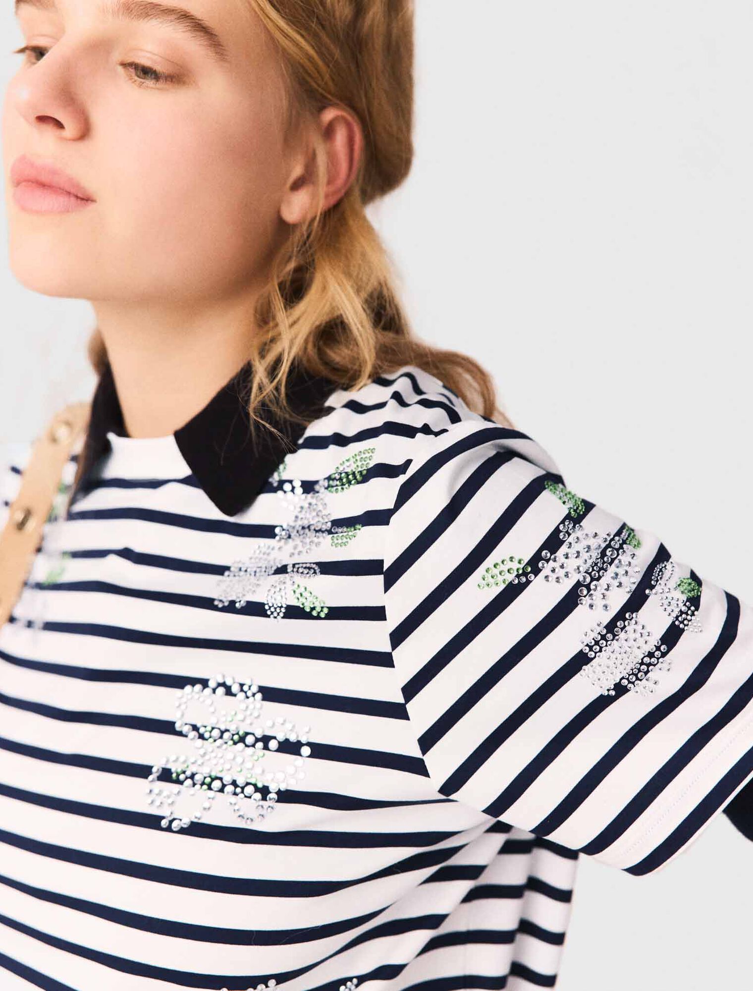 Striped rhinestone flower T-shirt