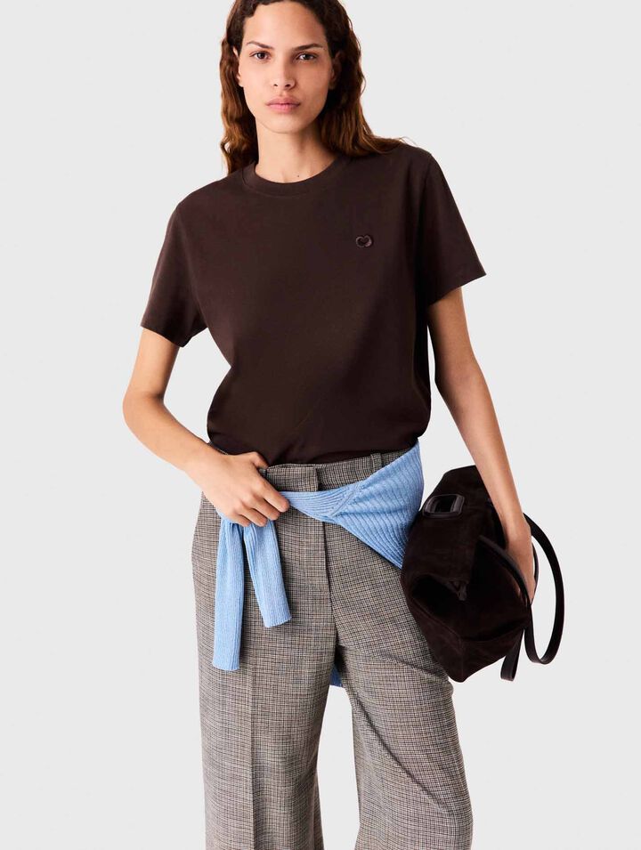 T-shirt with embroidered logo