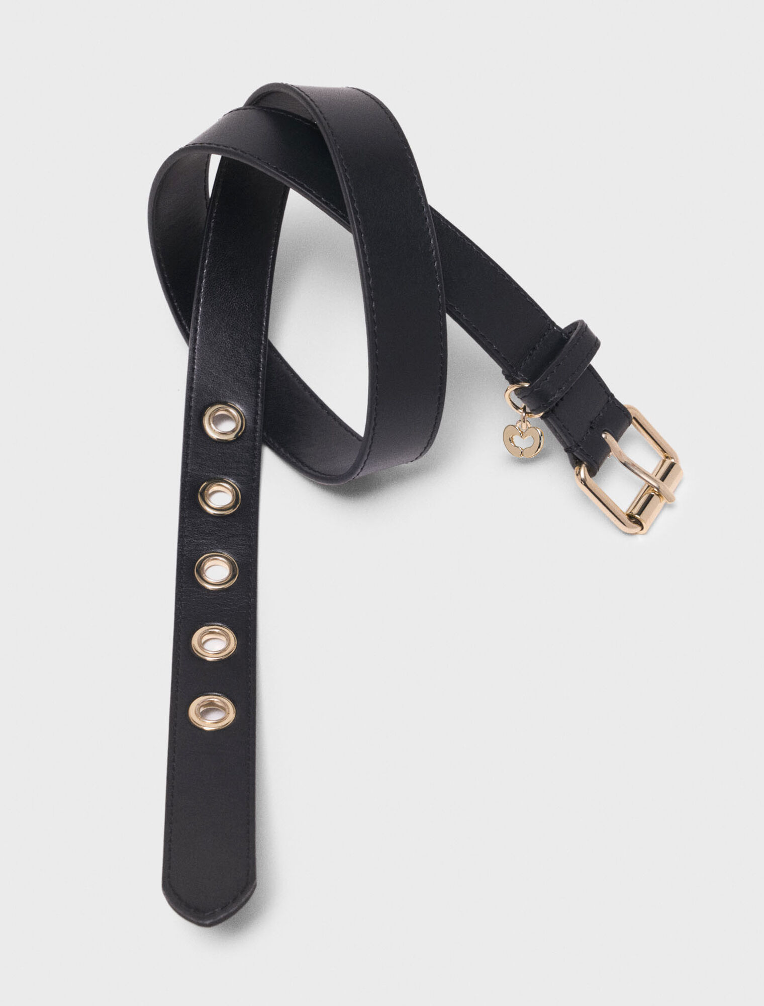 Leather belt with eyelets