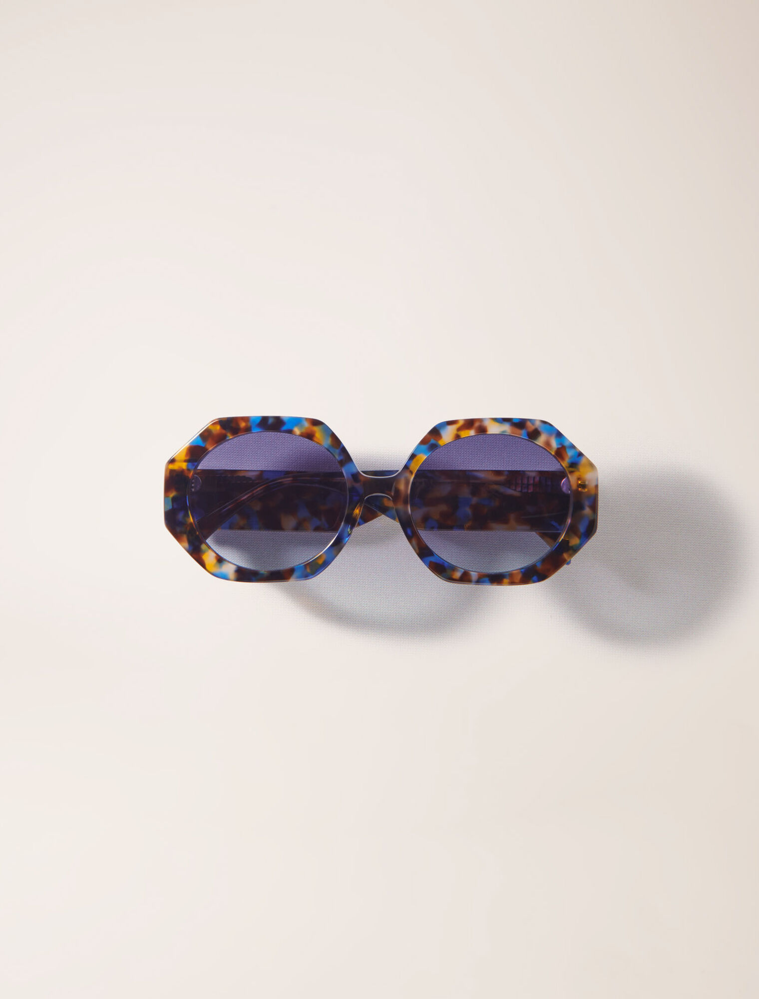 Round acetate tortoiseshell glasses