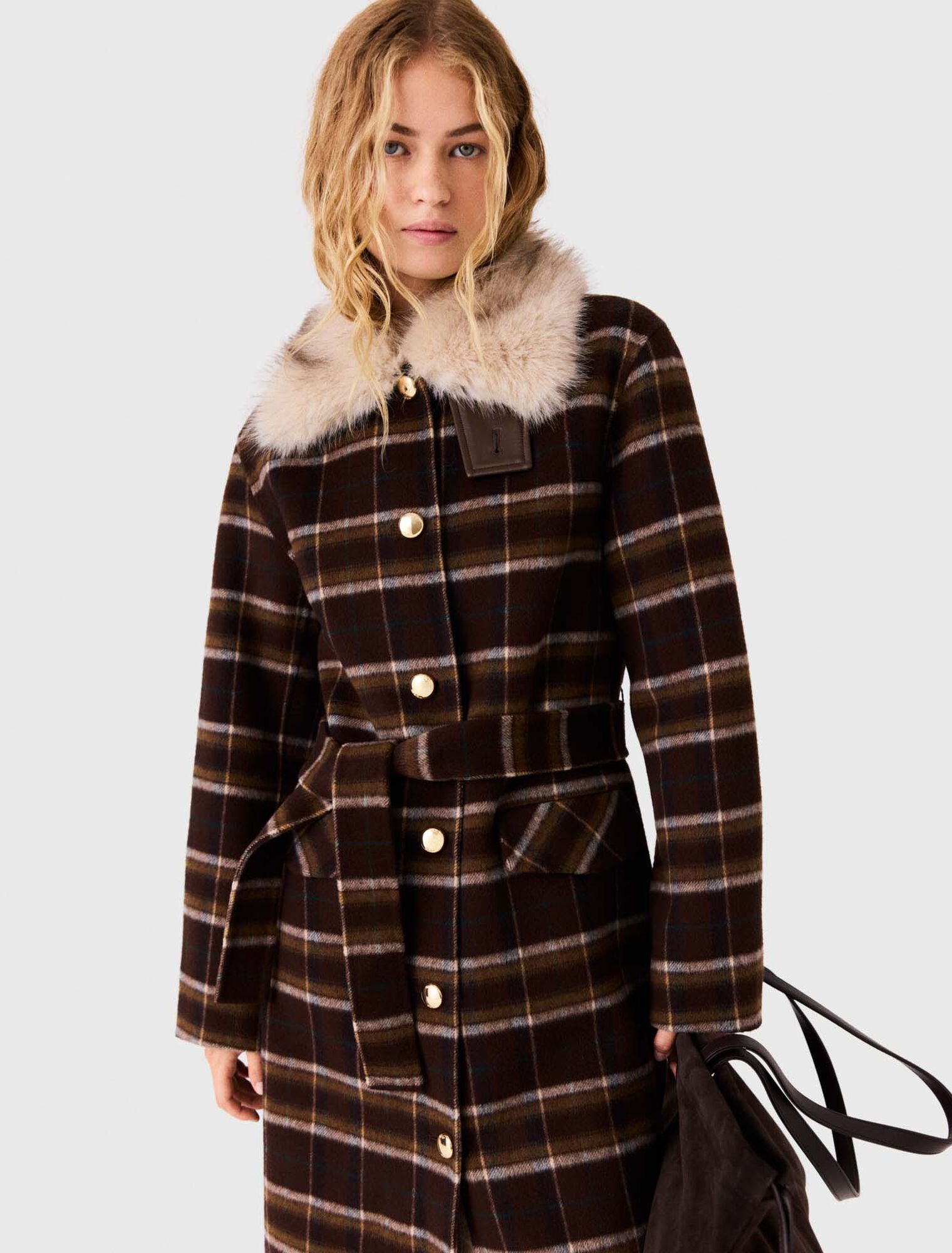 Long coat with faux fur collar