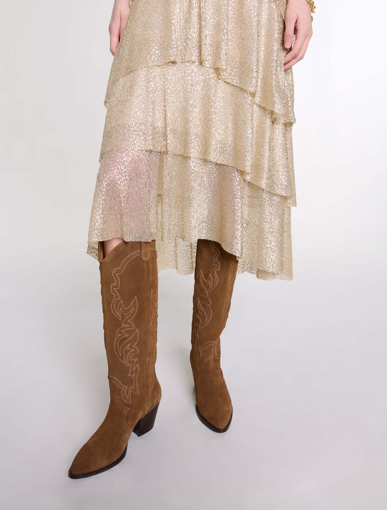 Shimmer dress with ruffles