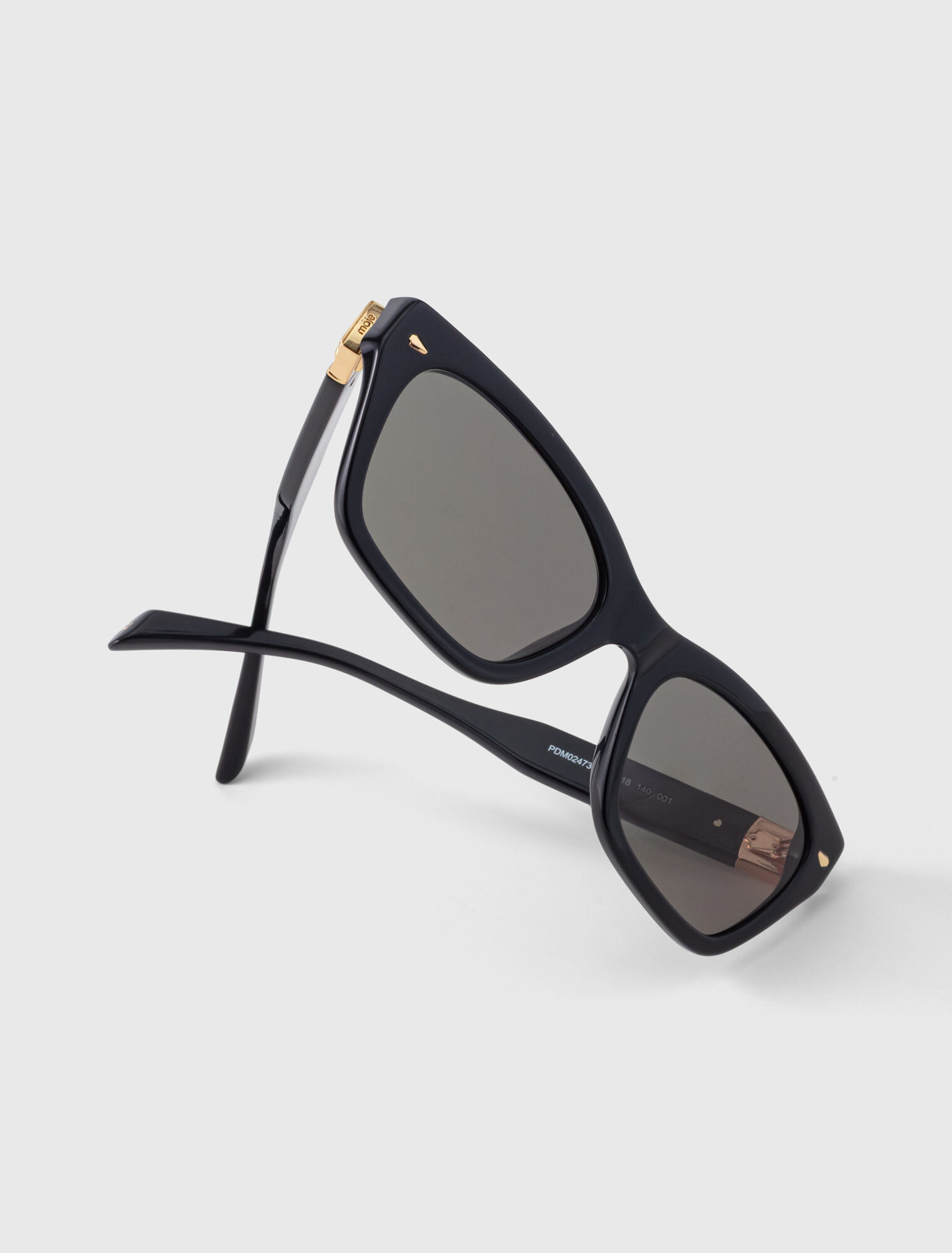Rectangular acetate glasses