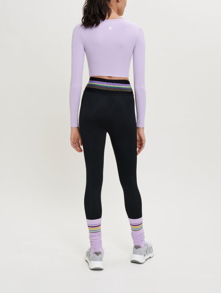 Body-hugging sports top