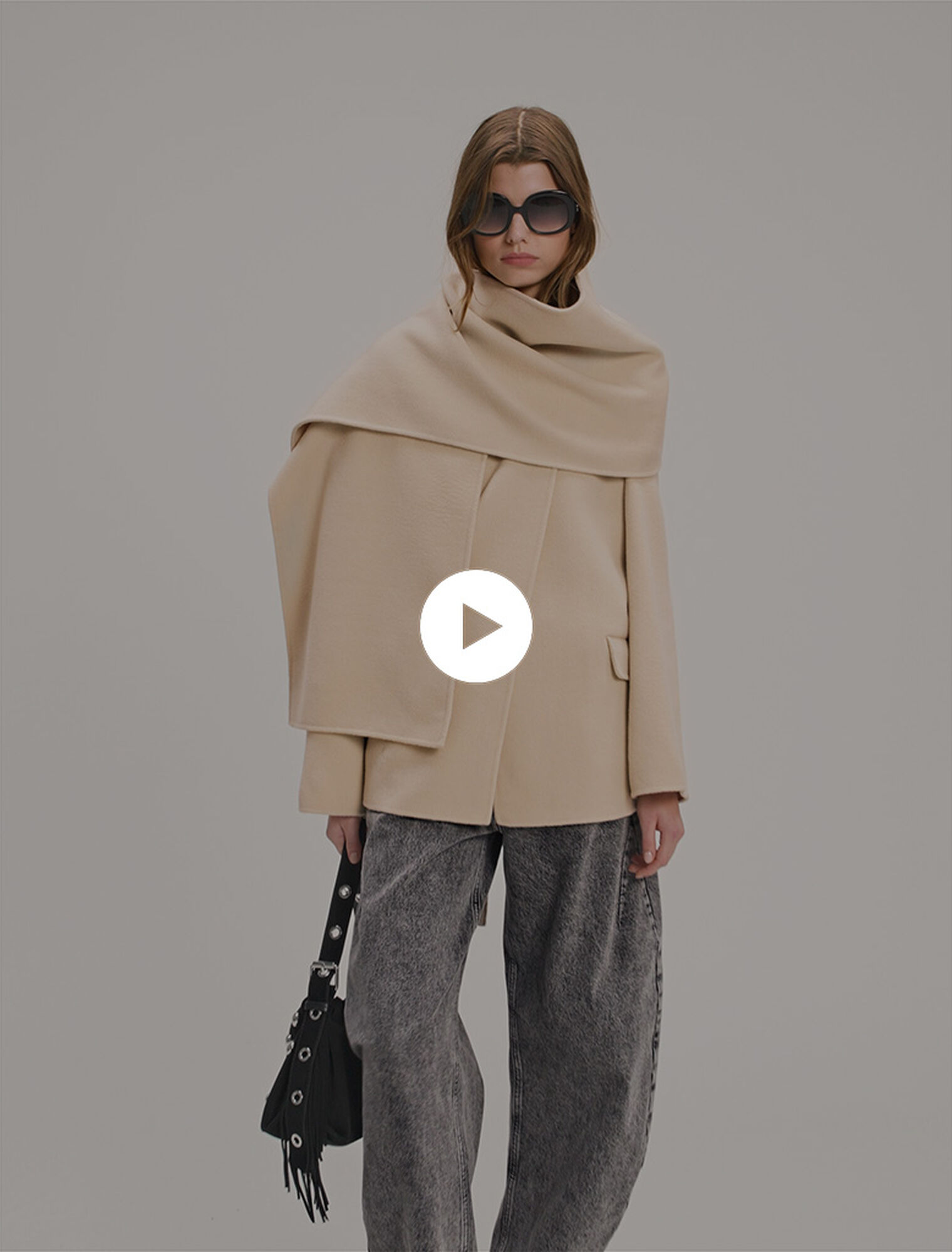 Double-faced coat with scarf