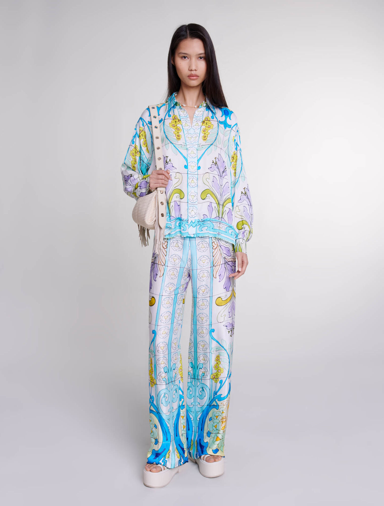 Patterned satin-effect trousers