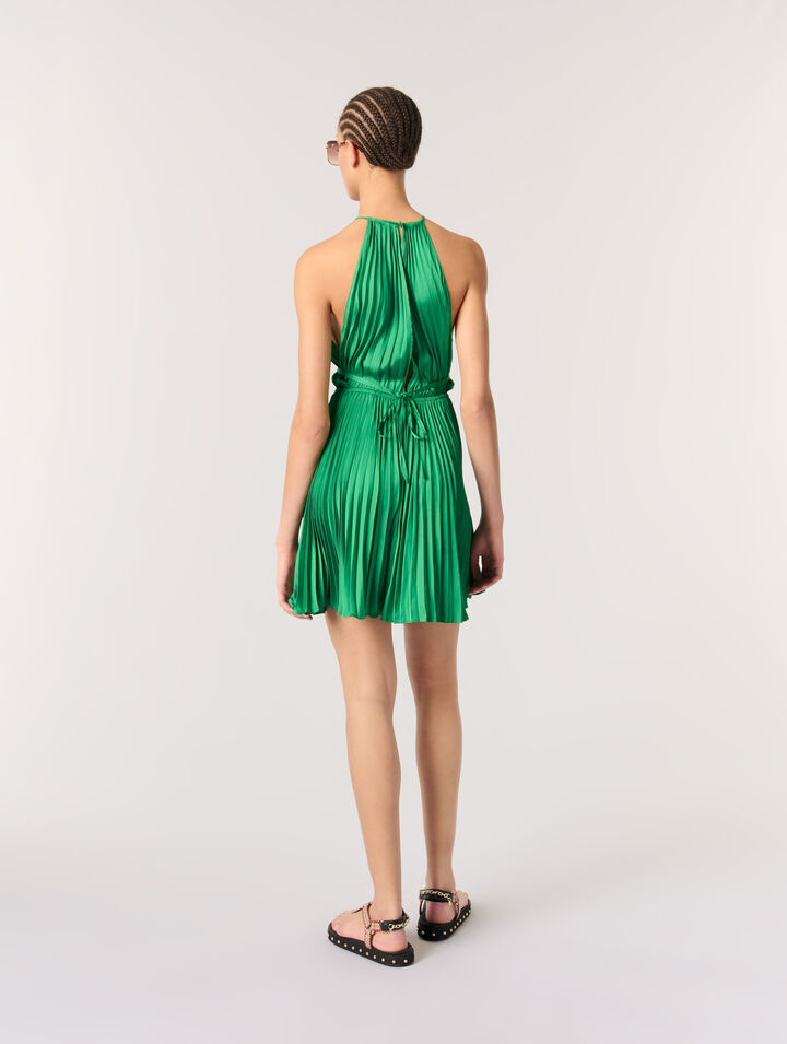 Short pleated backless dress