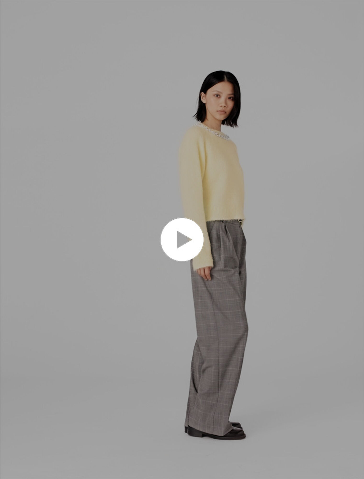 Removable jewel collar jumper