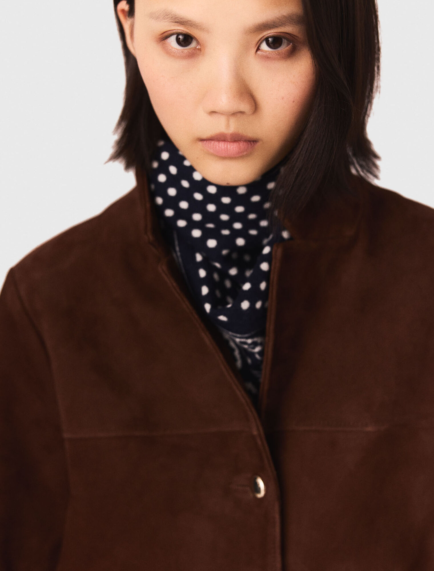 Reversible triangle scarf