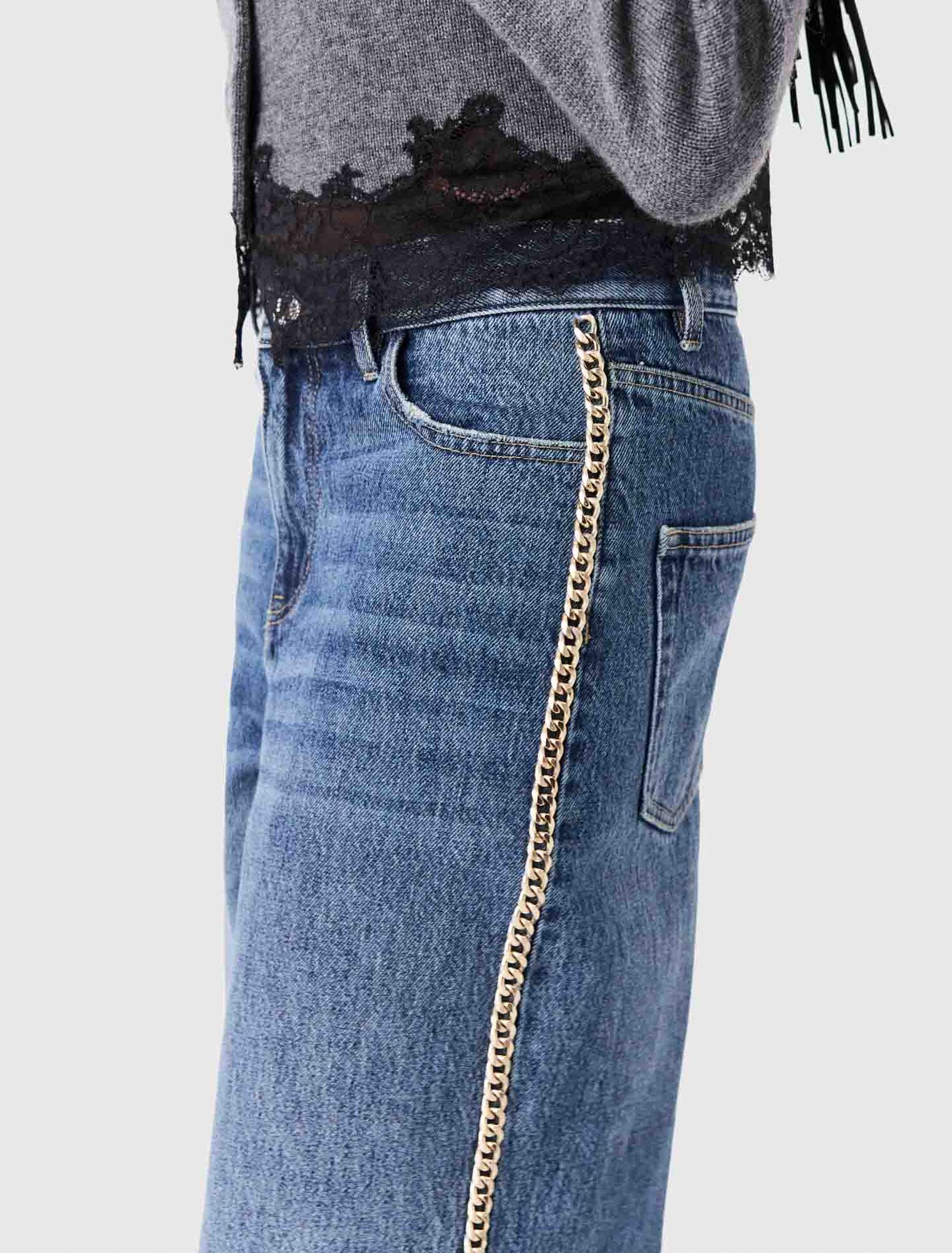 Wide-leg jeans with chains