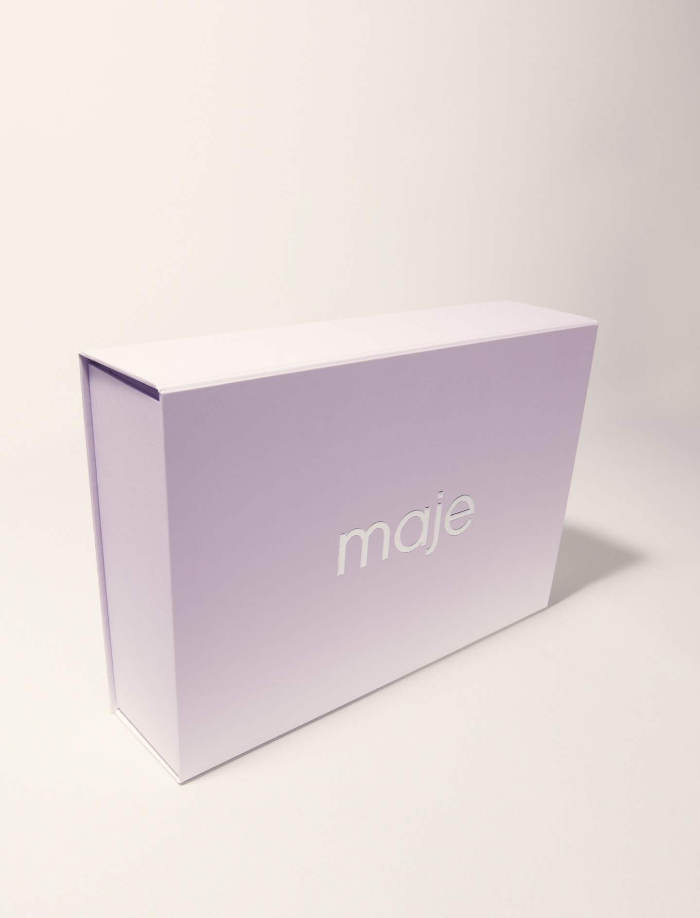 Magefee Box Christmas box Black / Gray for Women | Maje